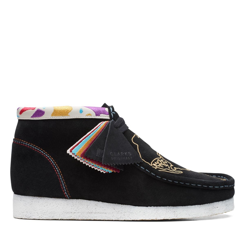 Black Men's Clarks Embroidery Desert Boots | 8271459-WT