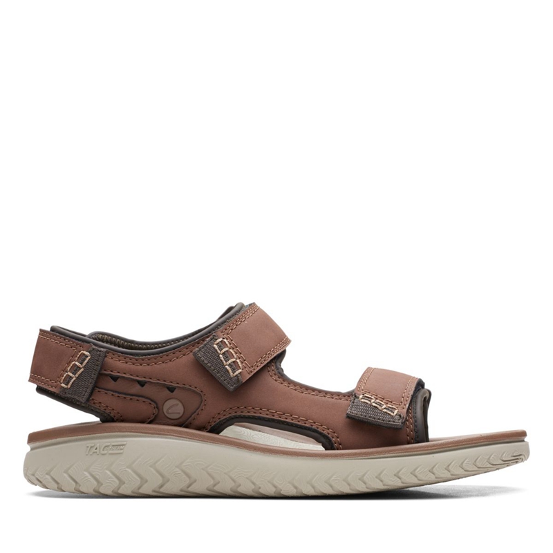 Brown Men's Clarks Wesley Bay Sandals | 3209674-BM