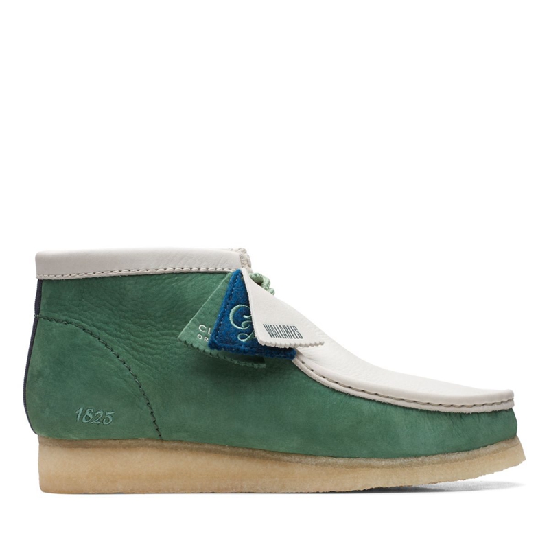 Green Men's Clarks VCY Nubuck Desert Boots | 9730451-MW