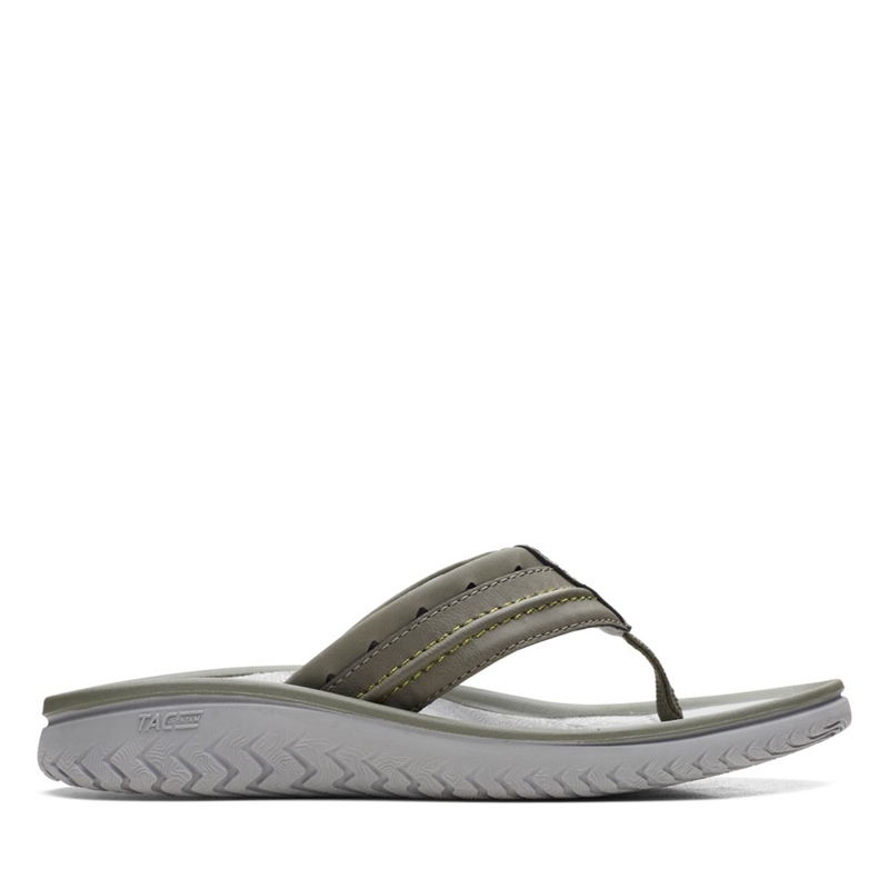 Olive Men's Clarks Wesley Post Flip Flops | 7504189-RX