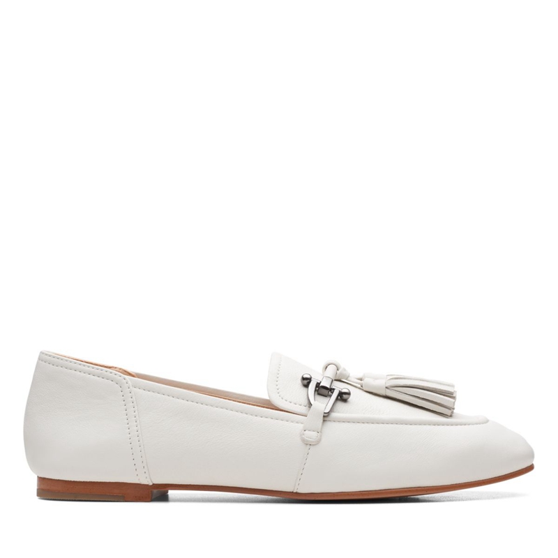 White Women's Clarks Pure 2 Tassel Leather Pumps | 9105386-LZ