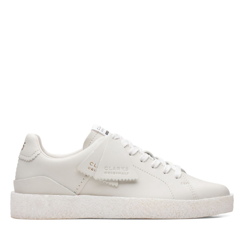 White Women's Clarks Tormatch Sneakers | 1605938-OR