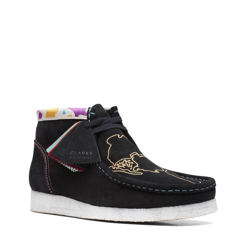 Black Men's Clarks Embroidery Desert Boots | 8271459-WT