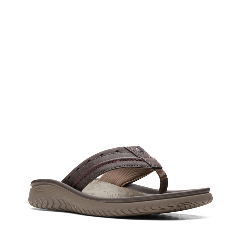 Brown Men's Clarks Wesley Post Flip Flops | 2169583-VN