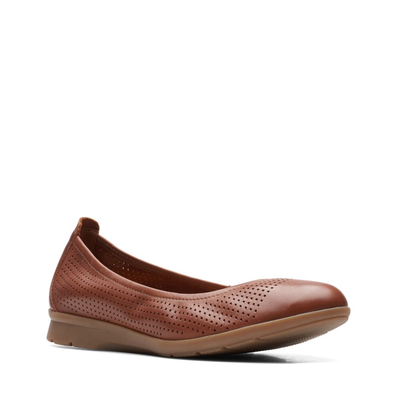 Brown Women's Clarks Jenette Ease Tan Leather Flat Shoes | 1680945-TL