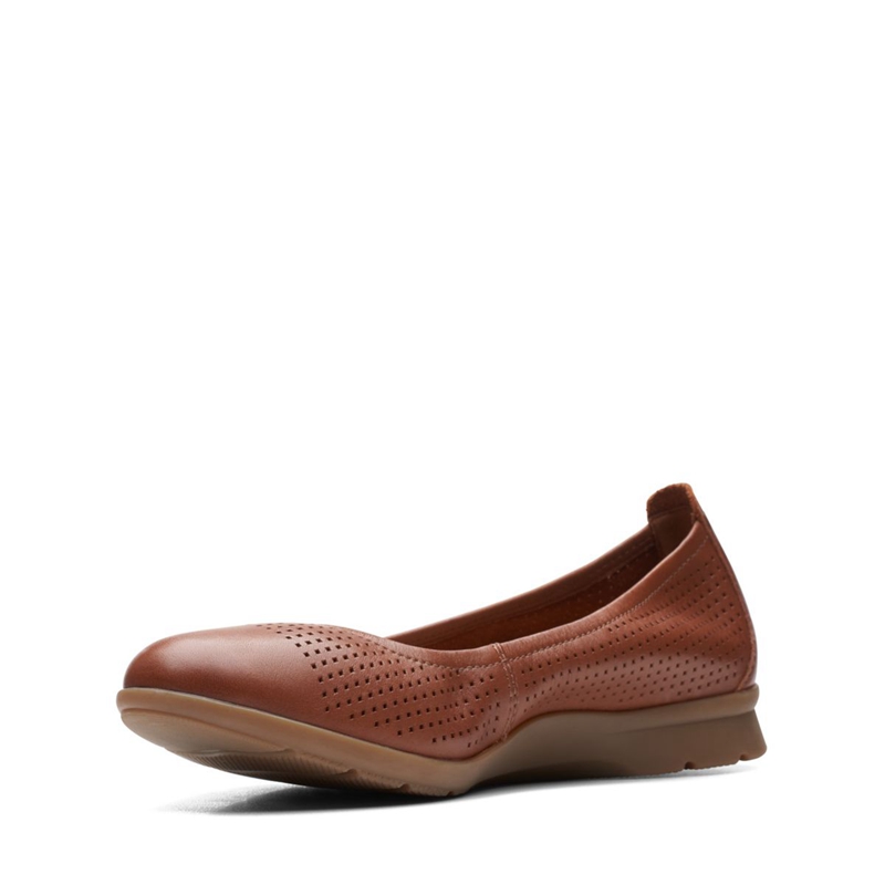 Brown Women's Clarks Jenette Ease Tan Leather Flat Shoes | 1680945-TL