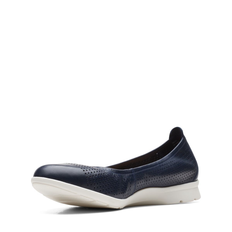 Navy Women's Clarks Jenette Ease Leather Flat Shoes | 6173509-FU