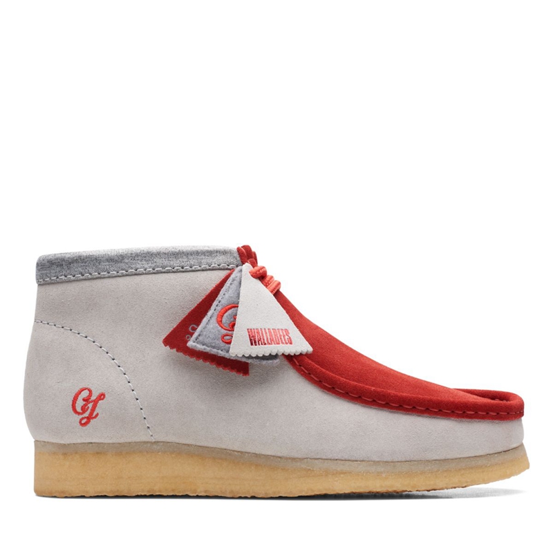 Red / Grey Men\'s Clarks VCY Desert Boots | 2053674-AP