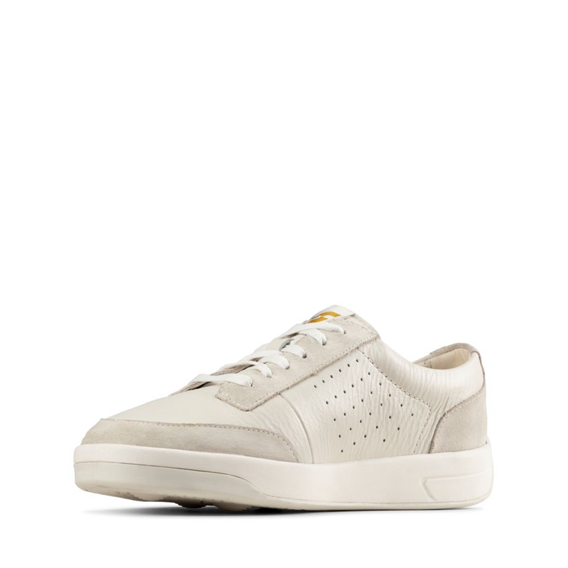 White Women's Clarks Hero Air Lace Leather Sneakers | 3025961-IW